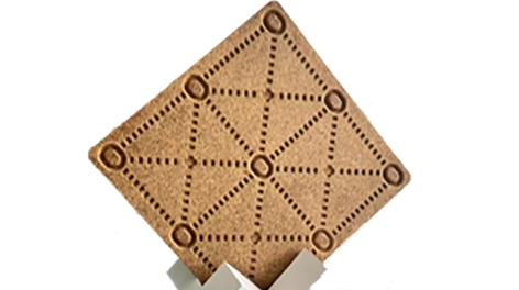 MDI模压托盘产品展示，木质纹理表面，规格标准，整齐摆放